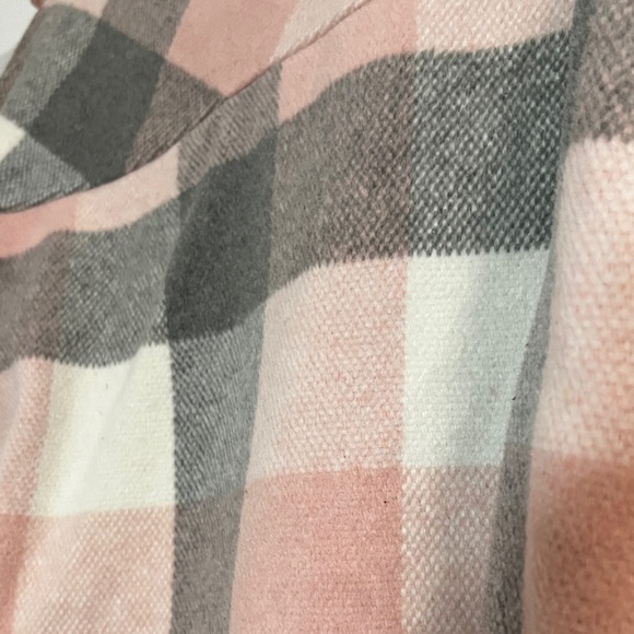 Pink & Gray Plaid Shacket | Size Small (fits oversized) - Picture 4 of 4
